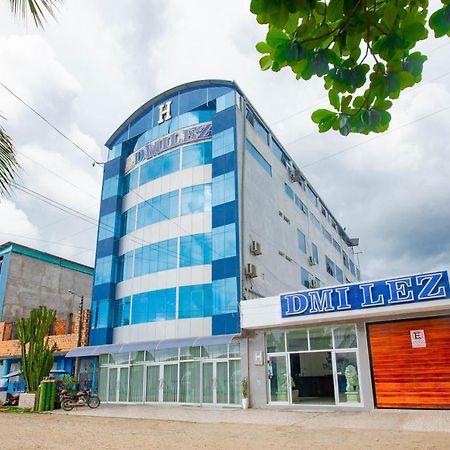 D'Milez Hotel ปูแอร์โต มัลโดนาโด ภายนอก รูปภาพ