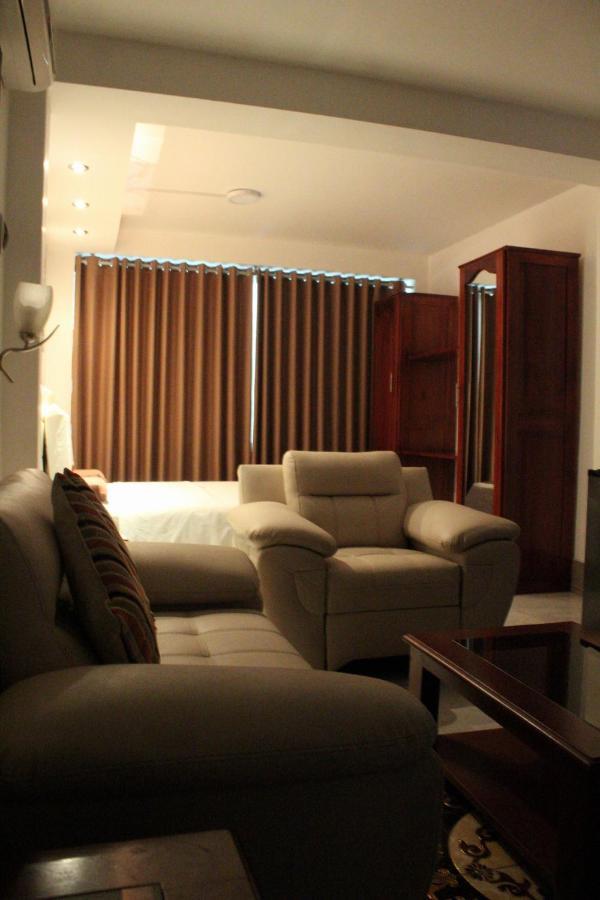D'Milez Hotel ปูแอร์โต มัลโดนาโด ภายนอก รูปภาพ